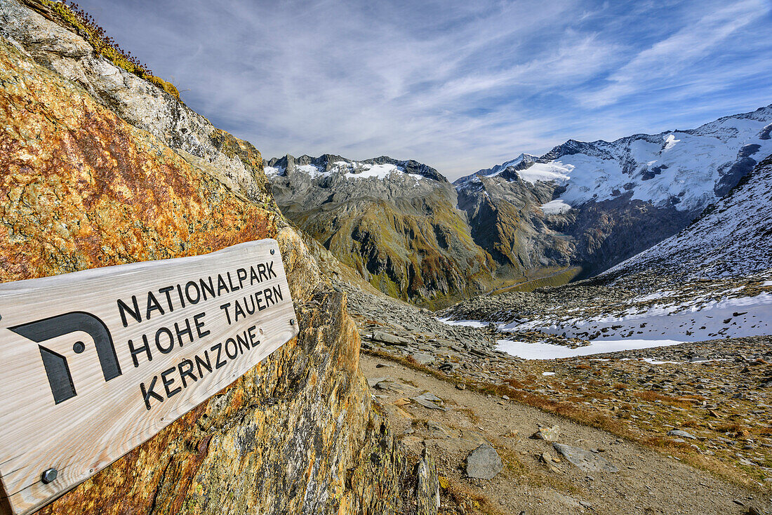 Hinweistafel auf Nationalpark Hohe Tauern, Birnlücke, Nationalpark Hohe Tauern, Dreiländertour, Zillertaler Alpen, Südtirol, Italien