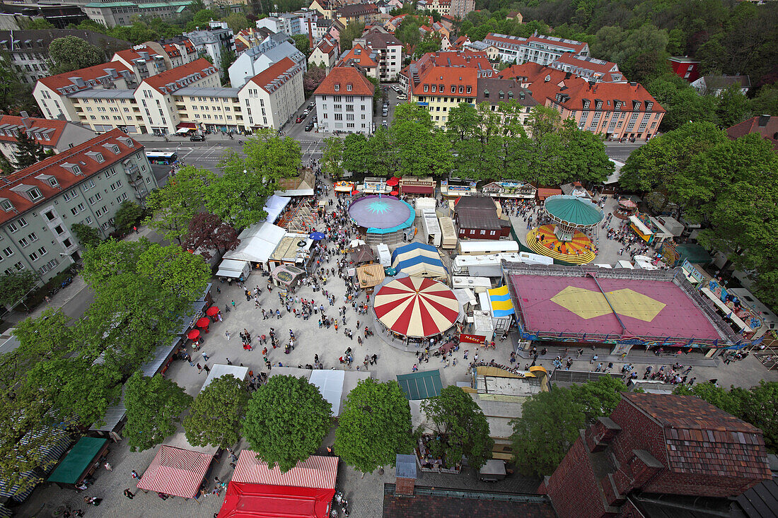 Blick vom Turm der Mariahilfkirche, Auer Dult, München, Bayern, Deutschland