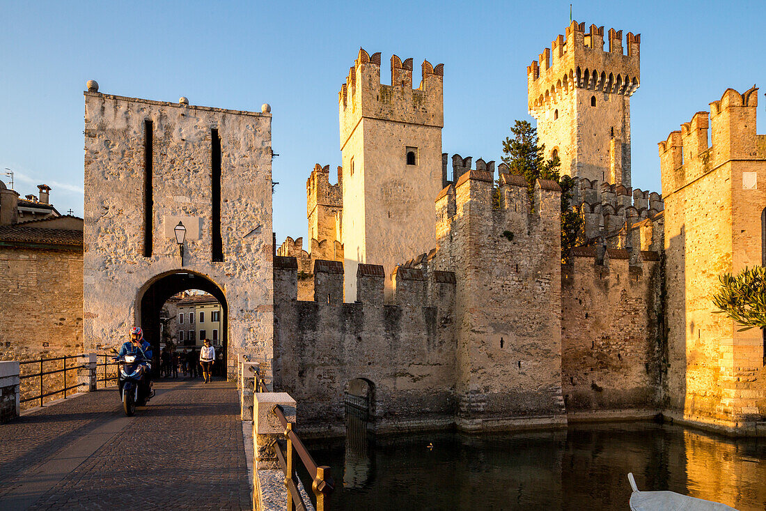 Scaliger Castle, entrance old town of Sirmione,  province Brescia, Lombardy, Italy