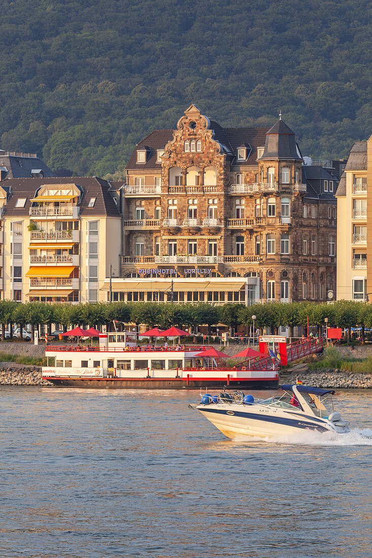 View over the river Rhine towards Koenigswinter, Middle Rhine Valley, North Rhine-Westphalia, Germany, Europe