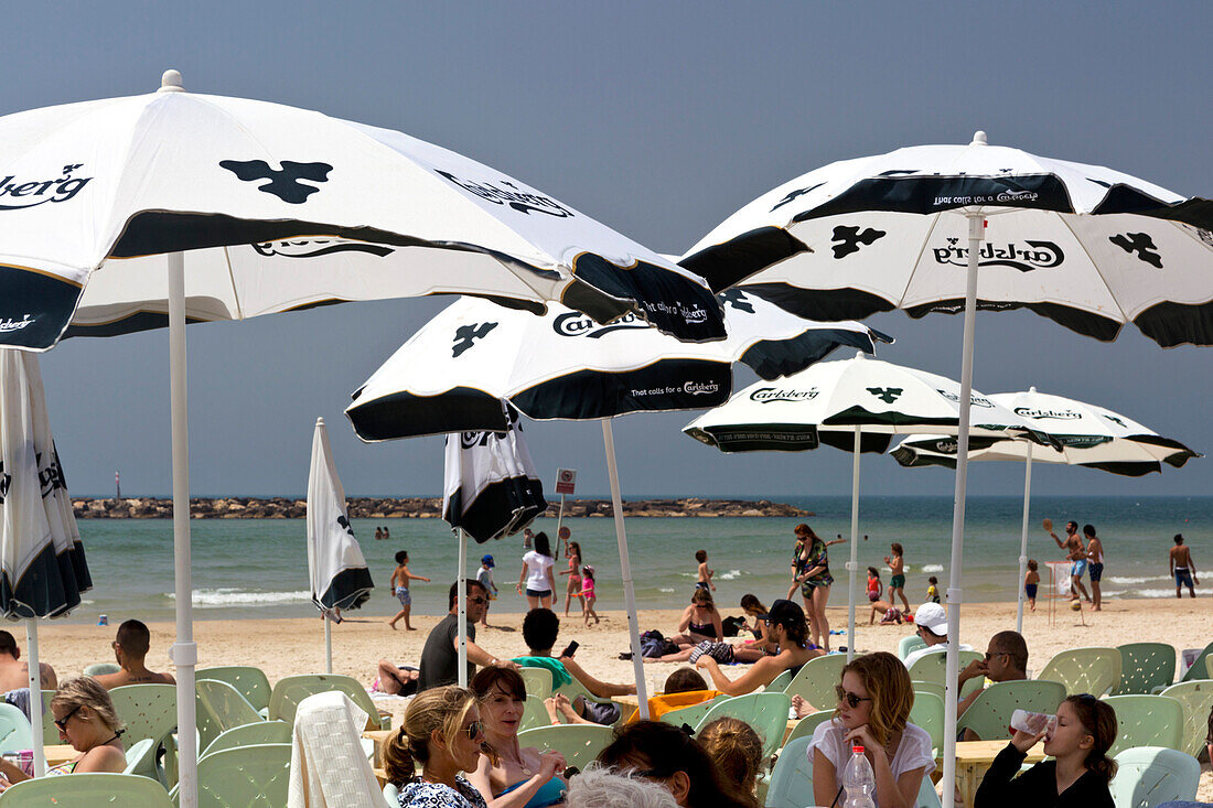 Beach café, Tel-Aviv, Israel