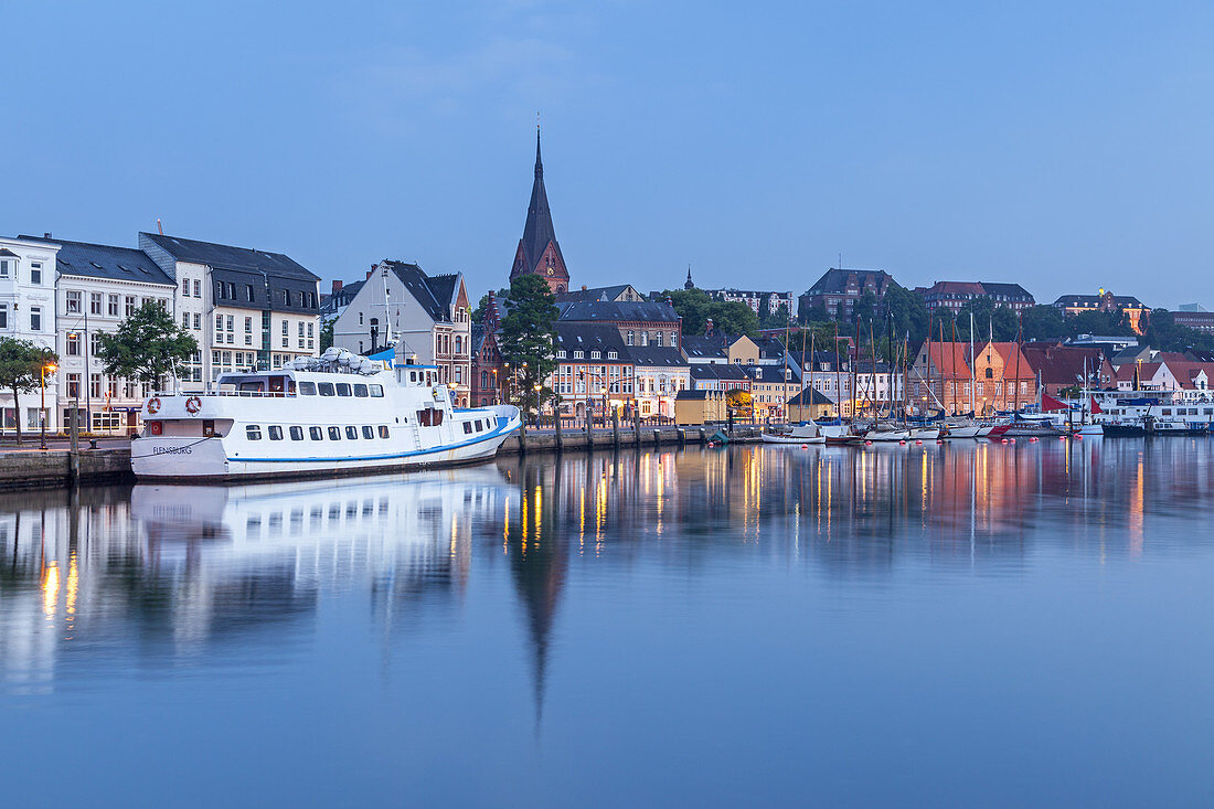 View of the old town of Flensburg, Baltic coast, Schleswig-Holstein, Northern Germany, Germany, Europe