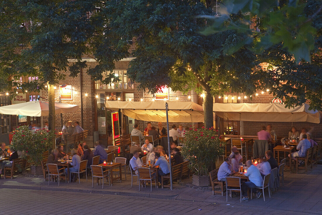 Weserpromenade Schlachte in der Hansestadt Bremen, Norddeutschland, Deutschland, Europa