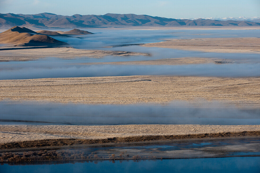 The Yellow River in Sichuan Province, the second longest river in China after the Yangtze, Sichuan, China, Asia