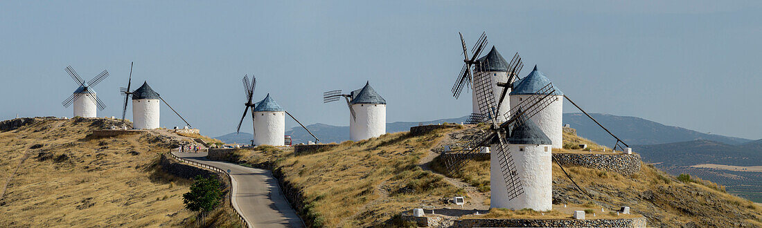 Don Quixote Windmühle Panorama, Consuegra, Kastilien-La Mancha, Spanien, Europa