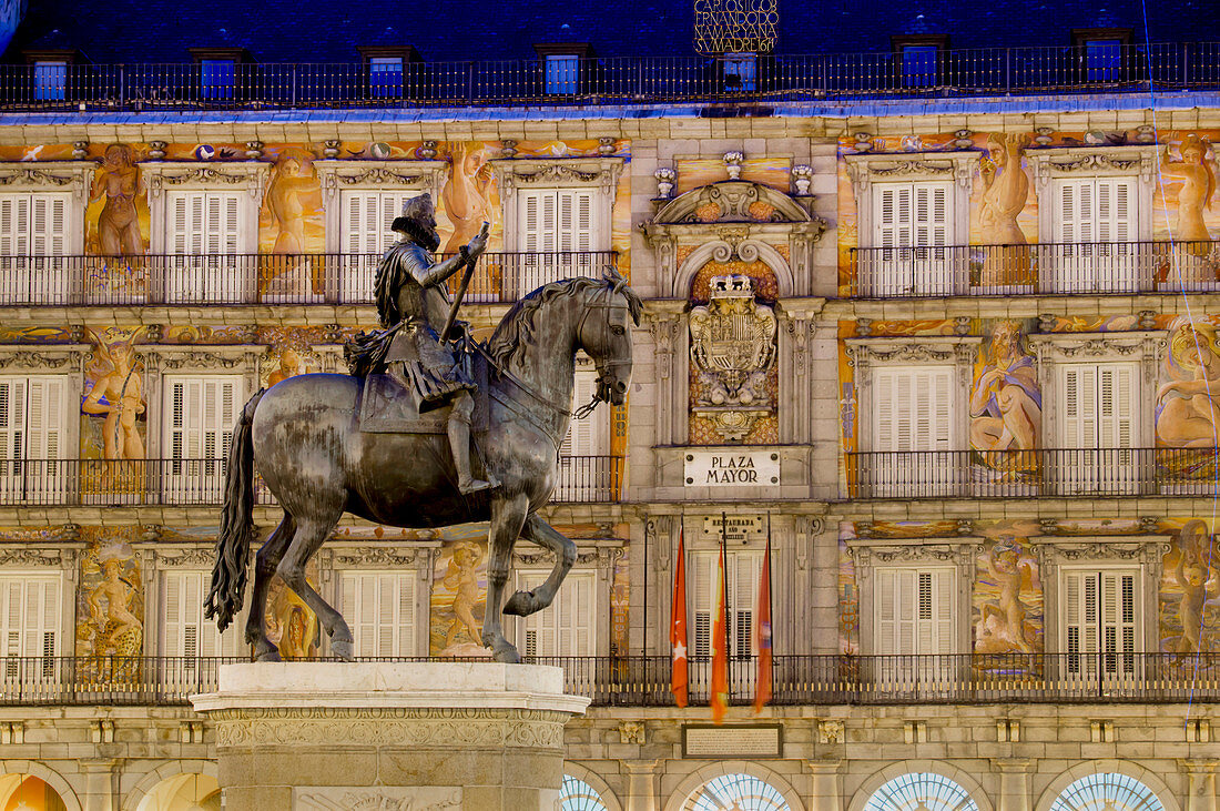 Plaza Mayor Statue von Philip III, Madrid, Spanien, Europa