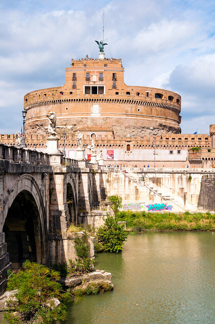 Castel Sant'Angelo, Ponte Sant'Angelo und Tiber, UNESCO Weltkulturerbe, Rom, Lazio, Italien, Europa