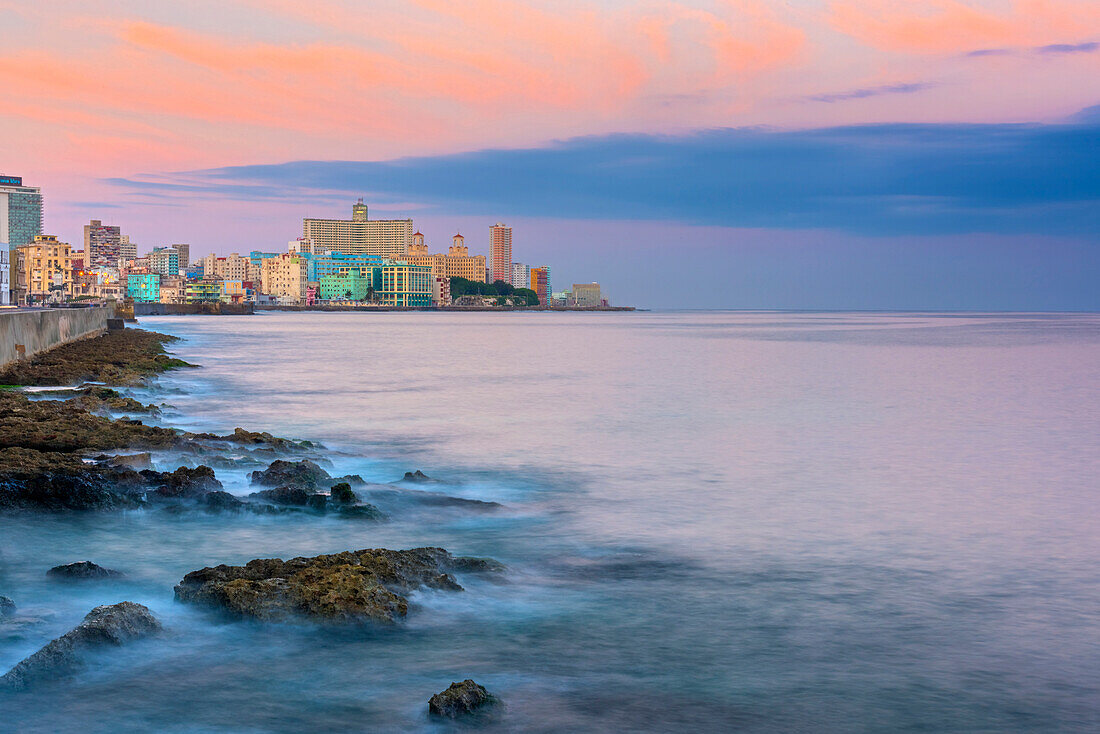 Der Malecon, Havanna, Kuba, Westindische Inseln, Karibik, Mittelamerika
