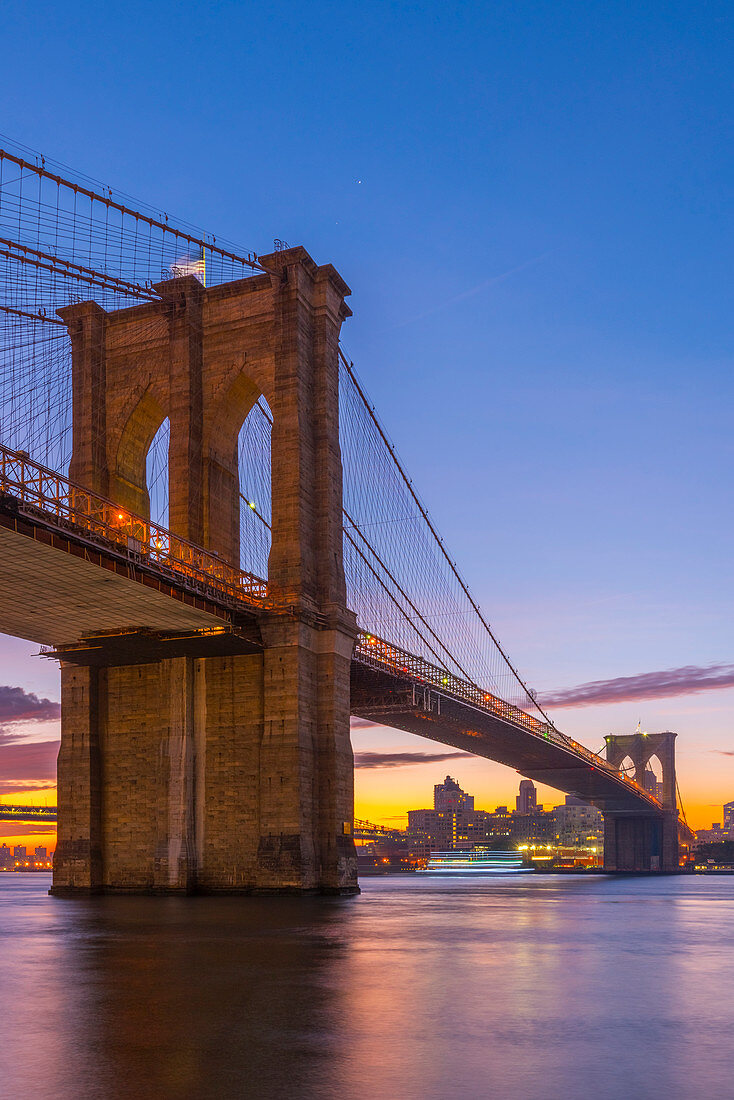 Brooklyn Bridge over East River, New York, United States of America, North America