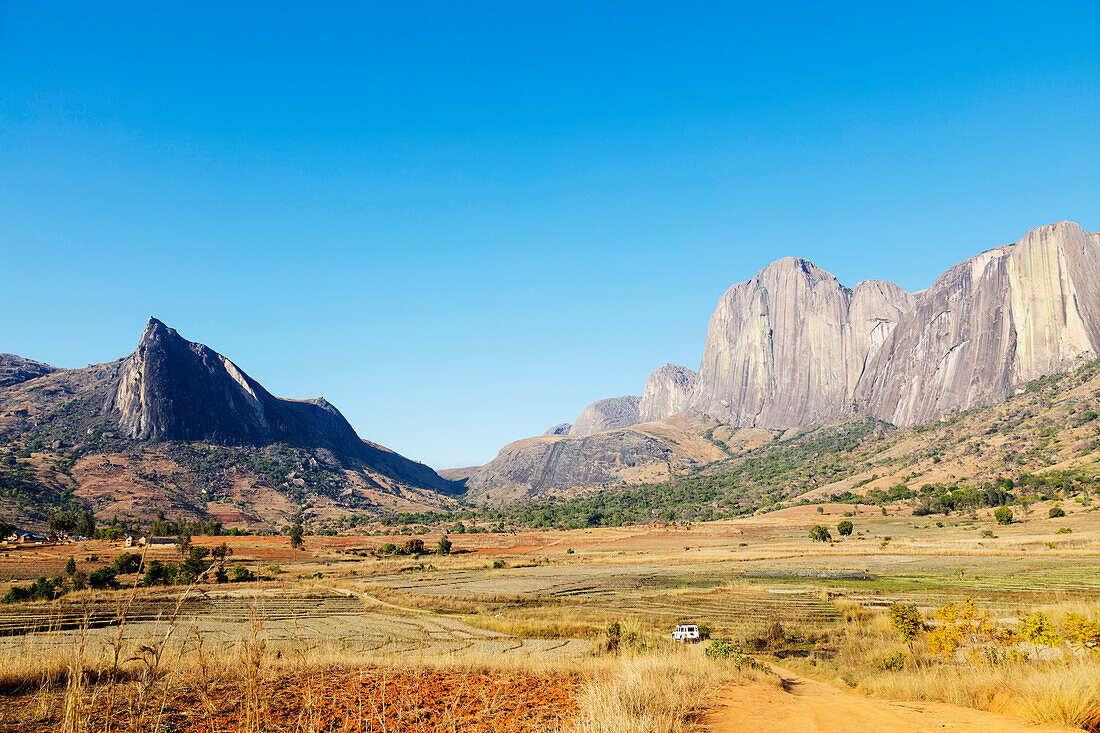 Tsaranoro Valley and Chameleon Peak, Ambalavao, central area, Madagascar, Africa