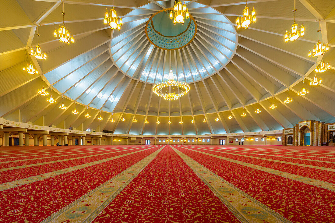 Sheikh Khalifa al Nahyan Mosque, Men's prayer room, Shymkent, South Region, Kazakhstan, Central Asia