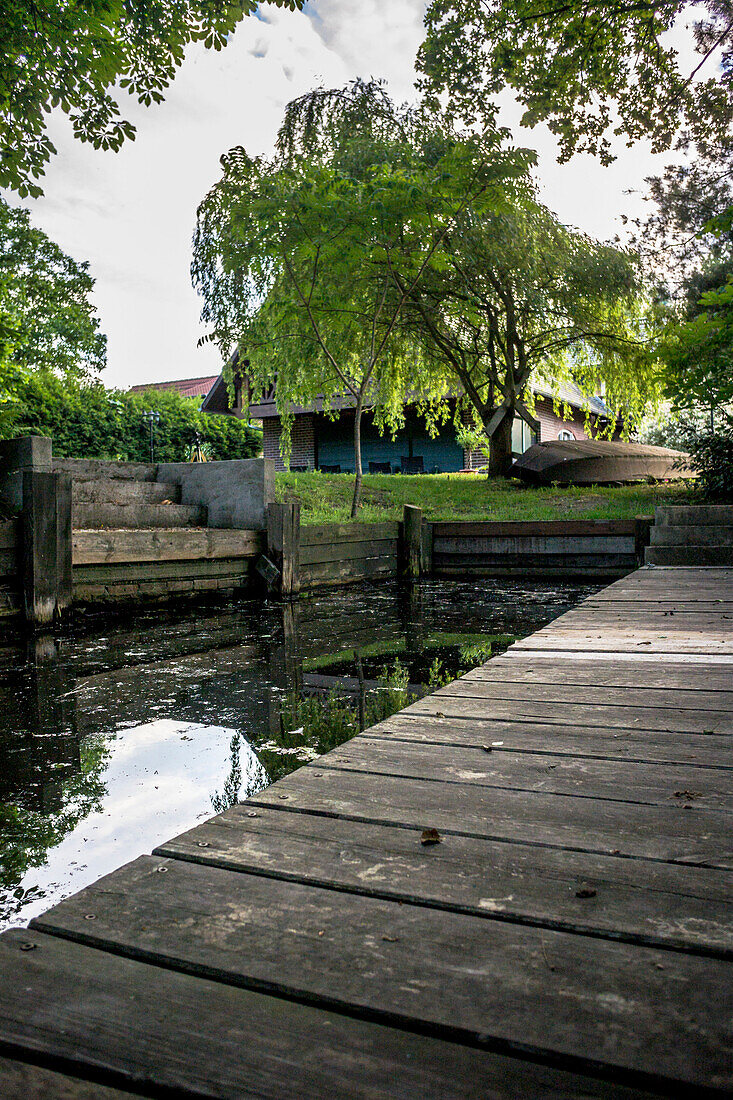 Wooden jetty in the garden, Spreewald, Summer, Vacation, Oberspreewald, Brandenburg, Germany