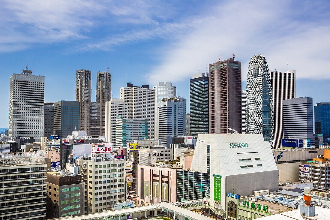 Japan, Tokio Stadt, Shinjuku Bezirk Skyline.