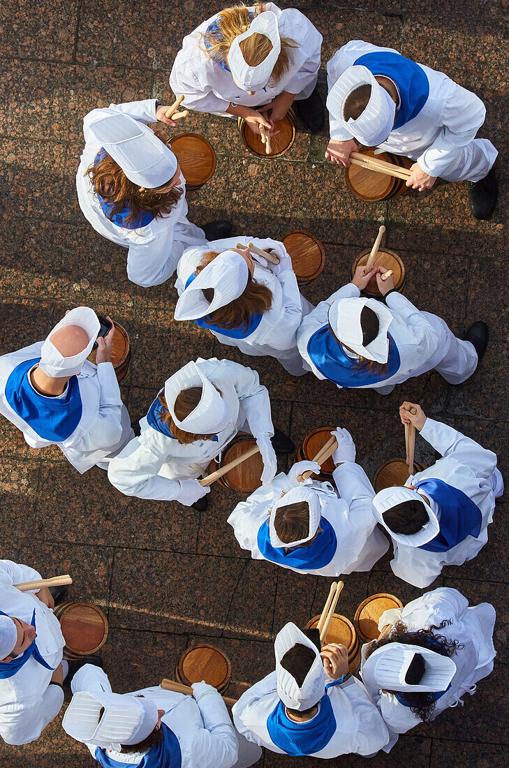 Tamborrada Einweihung von Donostia 2016 Kulturhauptstadt Europas, Donostia, San Sebastian, Baskenland, Spanien.