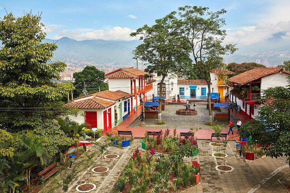 Pueblito Paisa (Replik einer typischen Stadt Antioquia), Cerro Nutibara, Medellin, Antioquia, Kolumbien, Südamerika