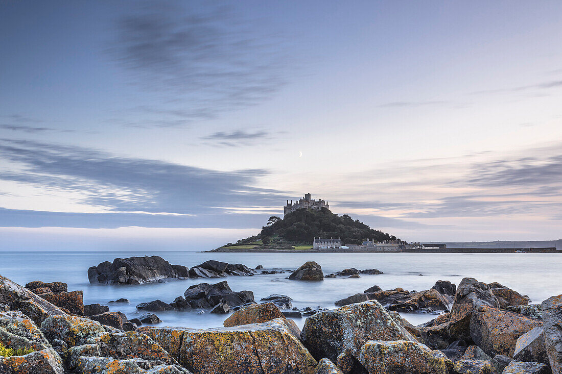 High tide at Mounts Bay in Marazion, Cornwall, England, United Kingdom, Europe