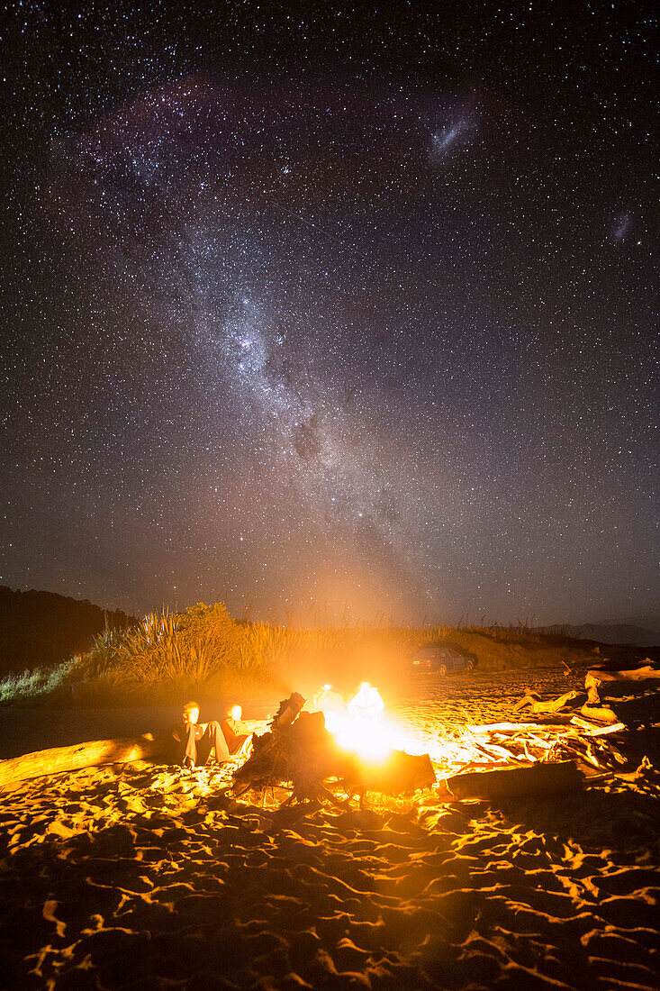 Lagerfeuer, Paparoa-Nationalpark, Westküste, Südinsel, Tasmansee, Neuseeland, Ozeanien