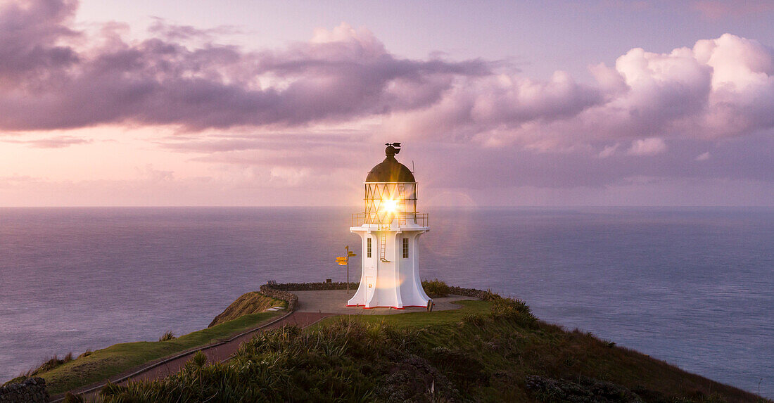 Lighthouse in the evening light, Cape Reinga, Aupouri Peninsula, North Island, New Zealand, Oceania