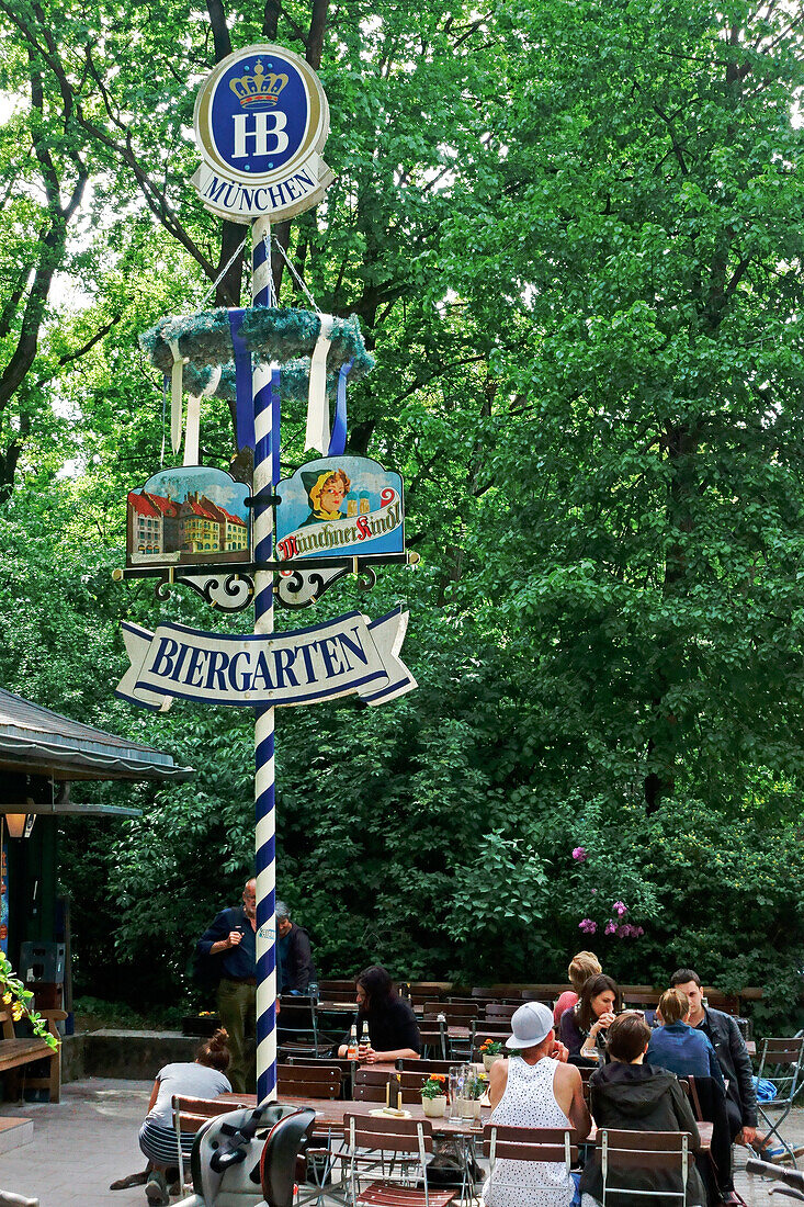 Beer garden Milchhaeusl, Englischer Garten, Koeniginstrasse, Munich, Upper Bavaria, Bavaria, Germany