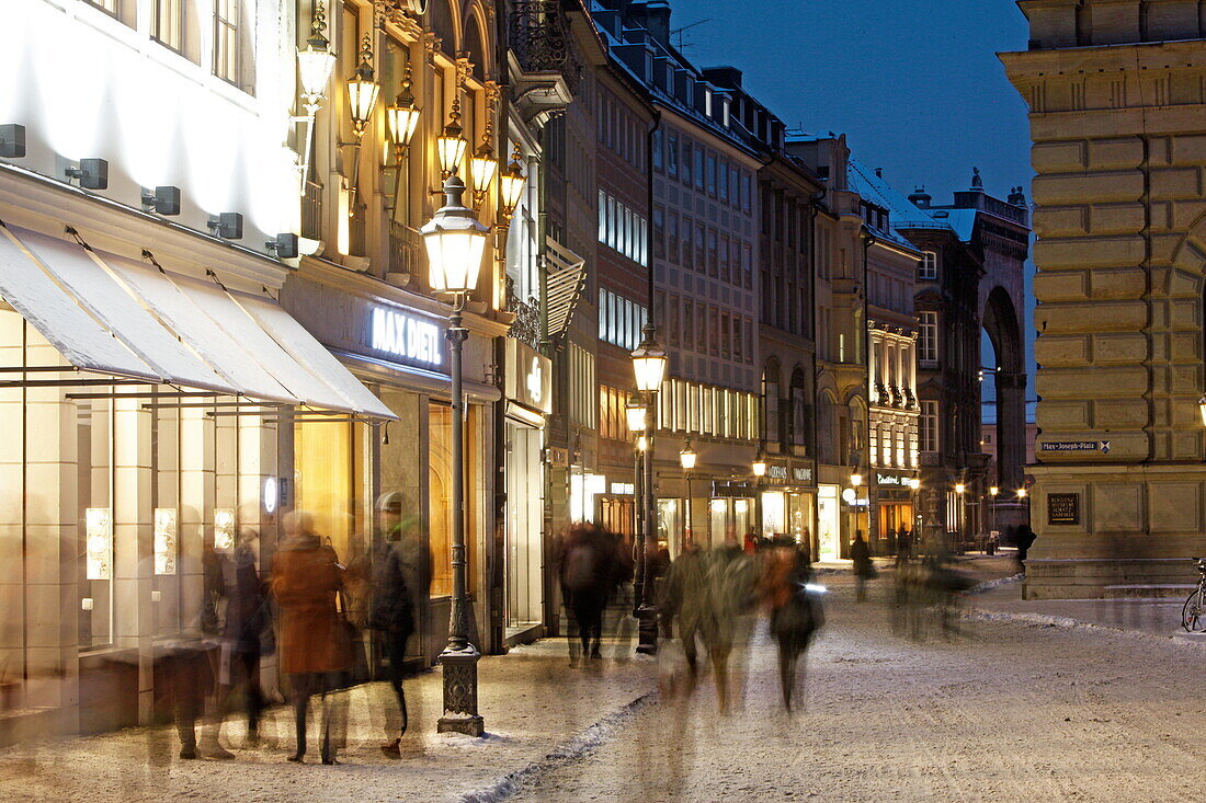 Residenzstrasse im Winter, München, Oberbayern, Bayern, Deutschland