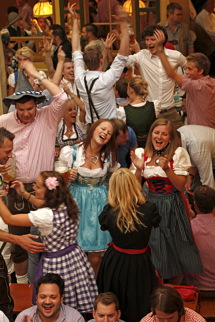 Hofbräu Festzelt, Oktoberfest, München, Oberbayern, Bayern, Deutschland