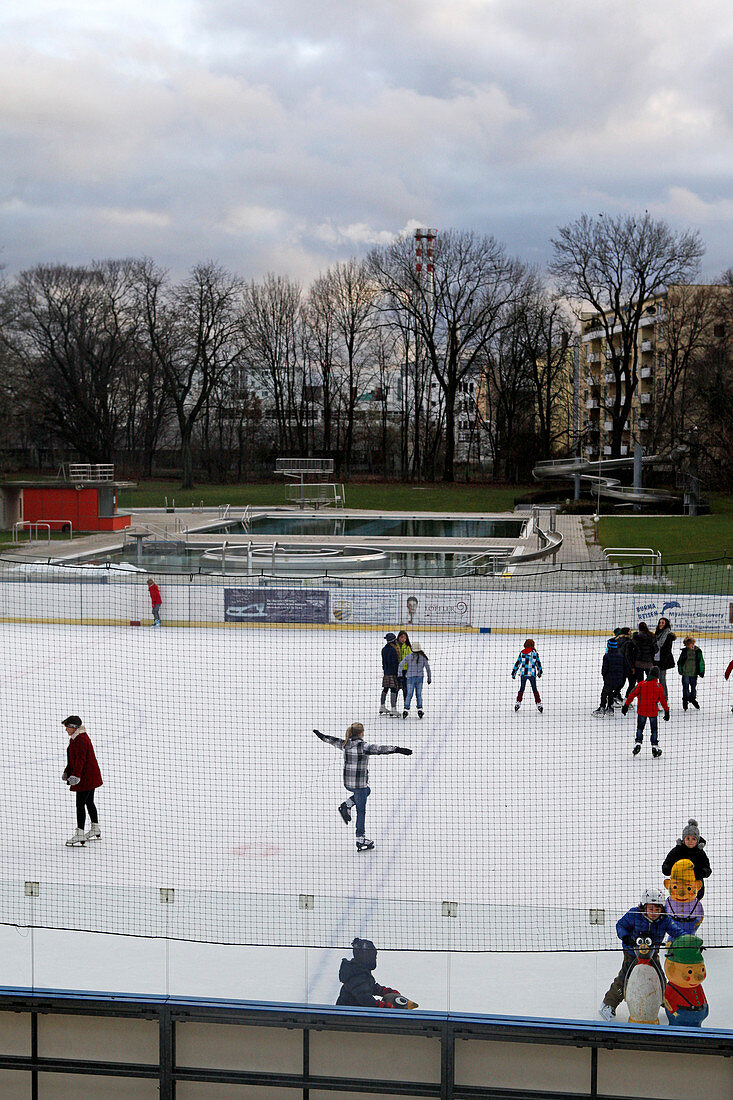 Prinze Ice skating rink at Prinzregentenbad, Prinzregentenstrasse, Bogenhausen, Munich, Upper Bavaria, Bavaria, Germany