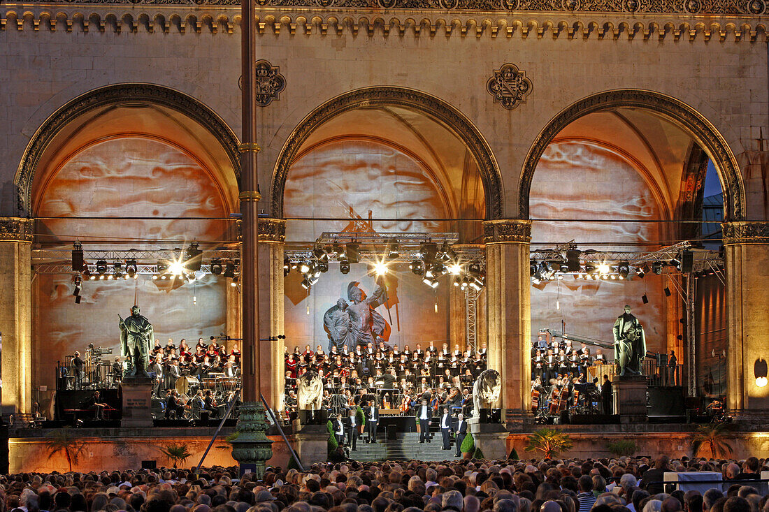 Klassik auf dem Odeonsplatz, Feldherrnhalle, München, Oberbayern, Bayern, Deutschland