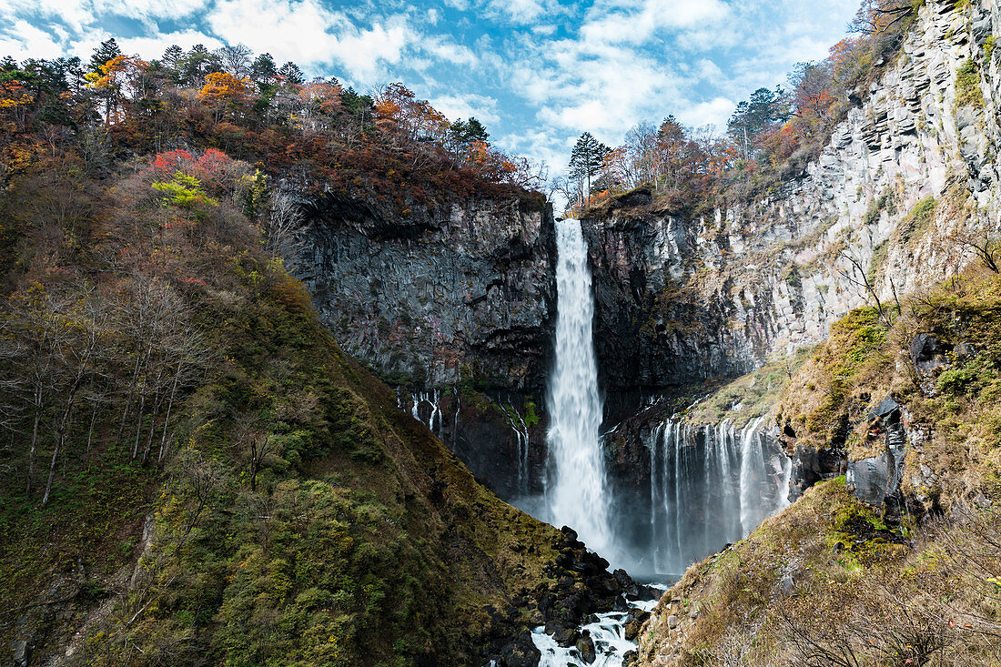 Nikko Kegon Wasserfall vom Aussichtspunkt in Nikko, Tochigi Präfektur, Japan