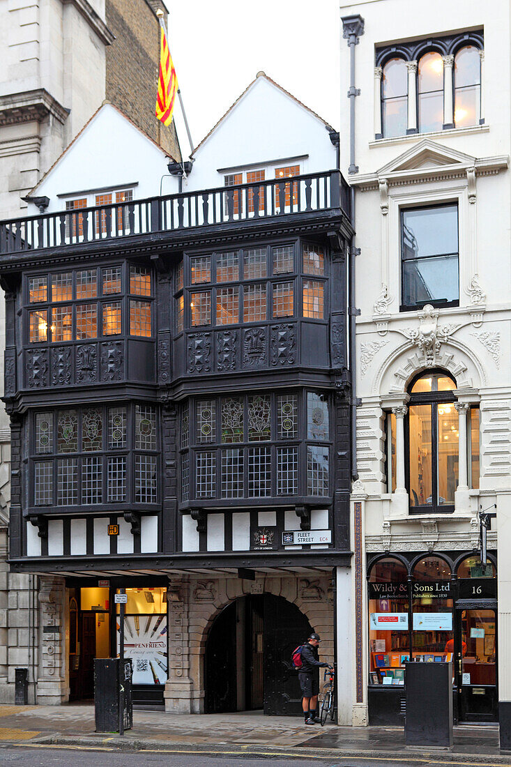 Gatehouse of Temple church, Temple district, City of London, London, Great Britain