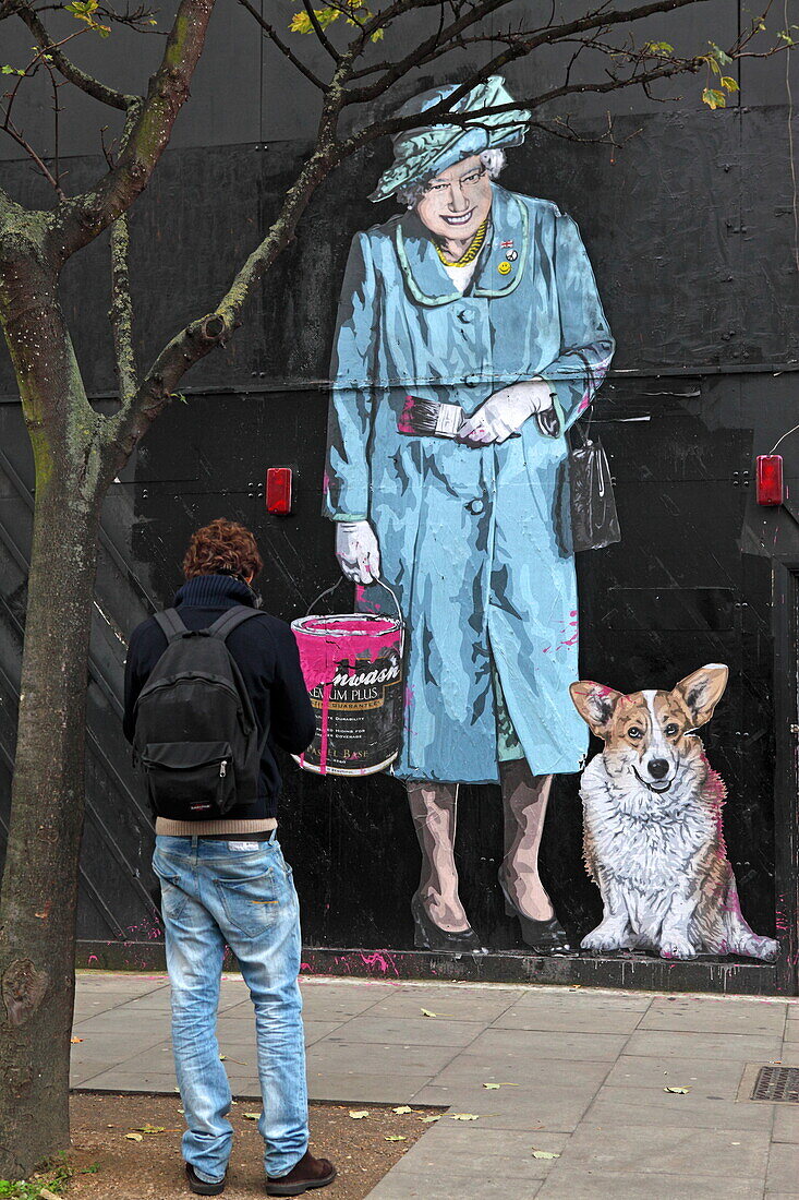 Queen with dog, Graffiti by Mr Brainwash, Holborn, London, Great Britain
