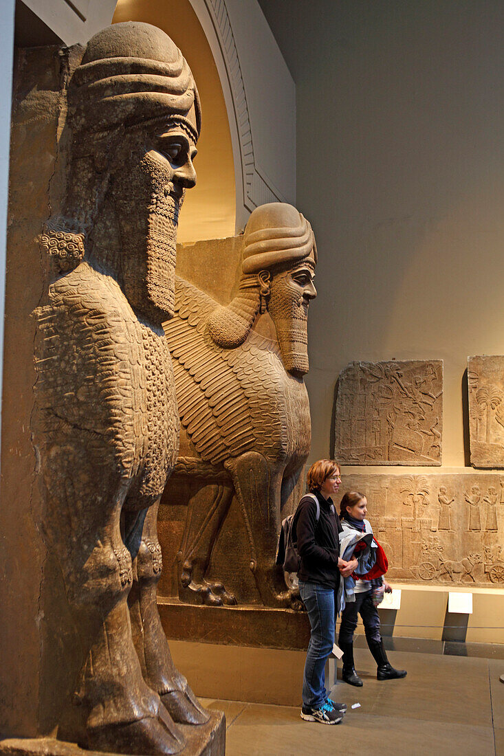 Entrance to an assyrian tomb, British Museum, Horborn, London, Great Britain