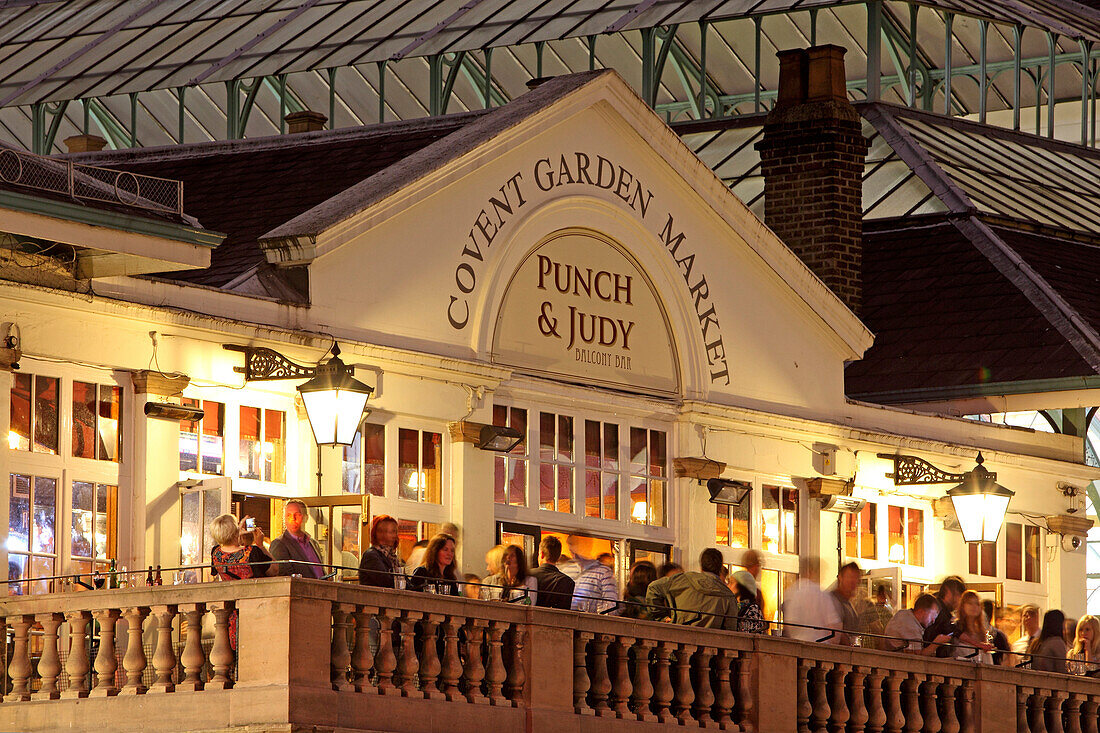 Punch & Judy Bar, Covent Garden Market, West End, London, Great Britain