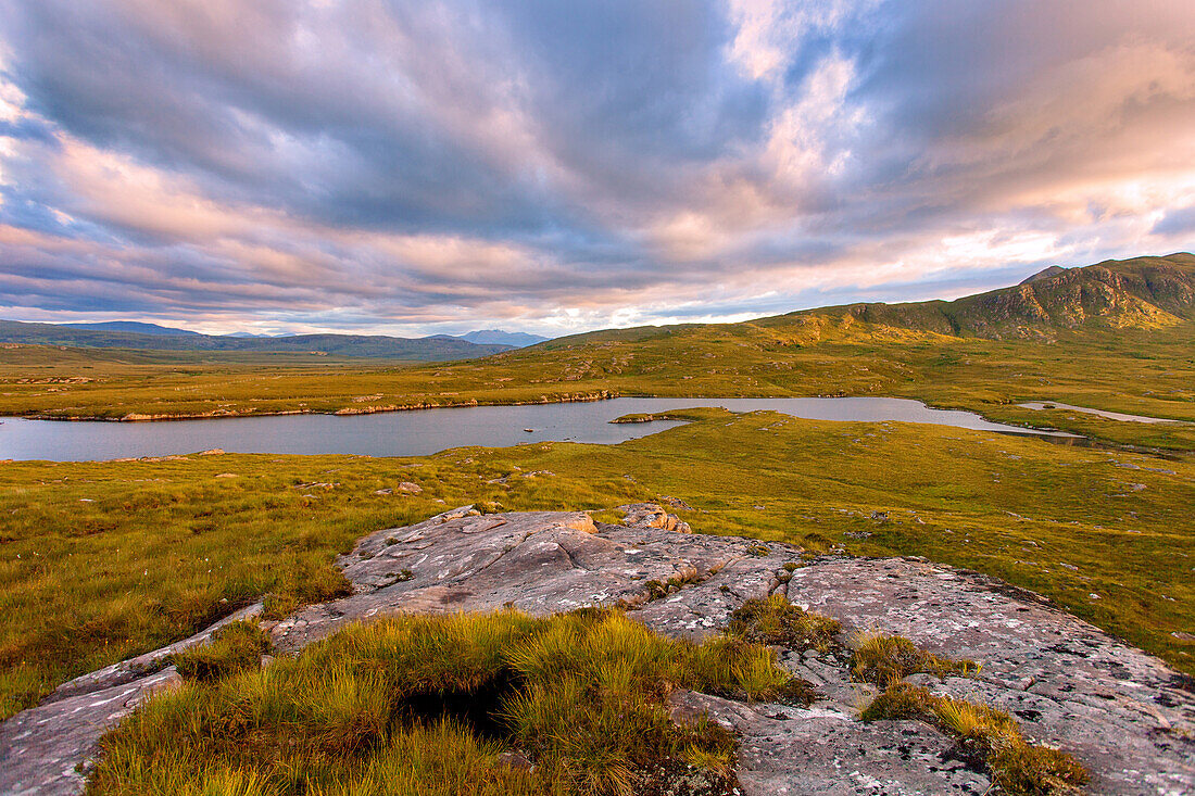 Sonnenuntergang, Assynt, Felsen, Lochanan Dubh, Hügel, Berge, Norden, Schottland