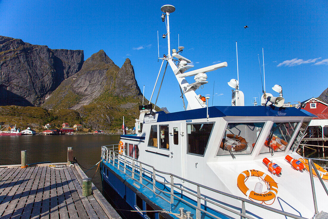 Port, Boat, Reine, Fjord, Moskenesoya, Lofoten, Norway, Europe