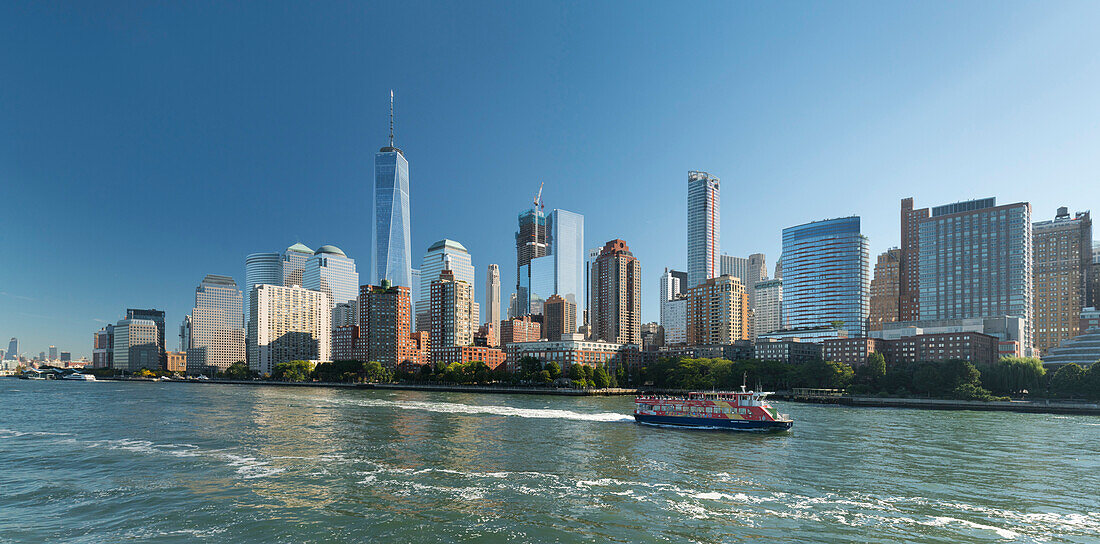 Lower Manhattan Skyline of Hudson River, One World Trade Center, New York City, New York, USA