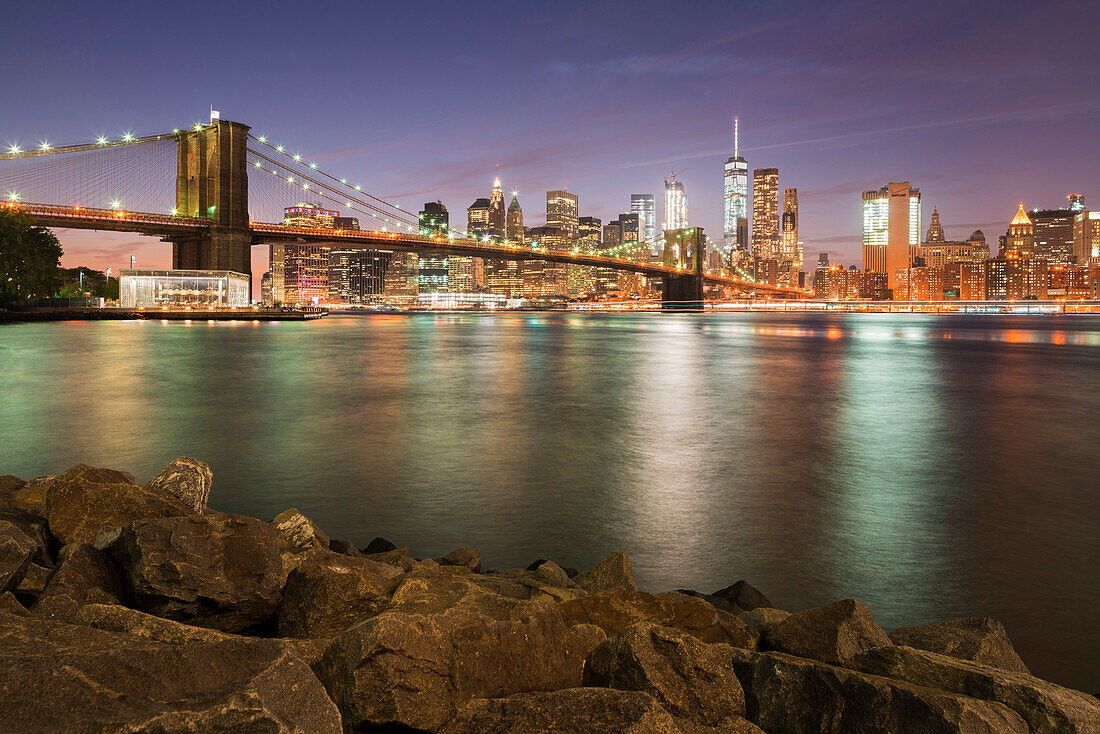 Brooklyn Bridge, East River, Manhattan, New York City, USA