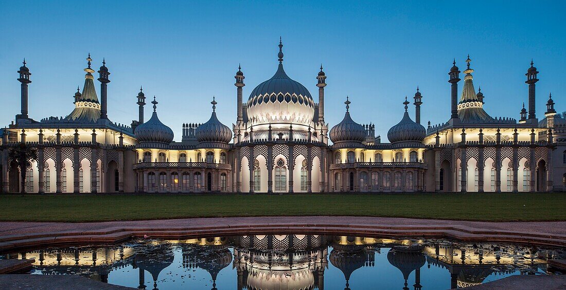 Evening at the Royal Pavilion in Brighton, East Sussex, UK.