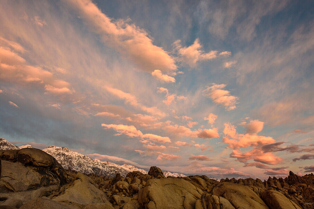 Mount Whitney, Alabama Hills, Eastern Sierra Nevada, Lone Pine, California, USA, North America