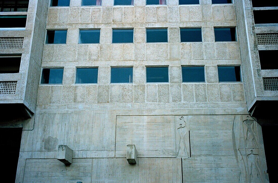 Unite d'habitation in Marseille in Provence in Bouches du Rhone in France in Europe. Architect Le Corbusier, aka Charles-Edouard Jeanneret.