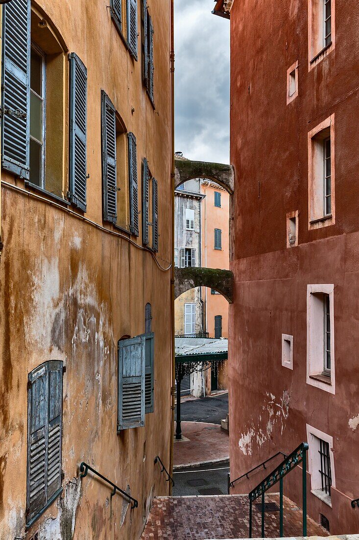 Street in old town, Grasse, Alpes-Maritimes department, France.