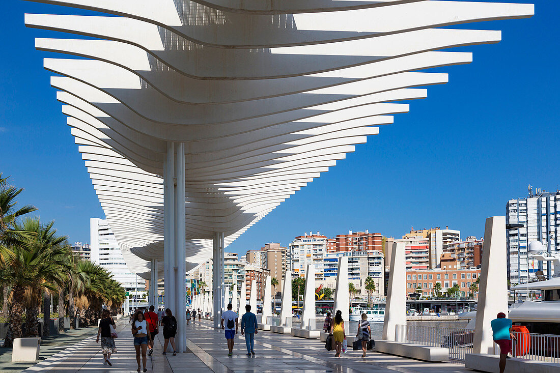 Malaga, Costa del Sol, Malaga Province, Andalusia, southern Spain. Muelle Uno (Dock One). Seaside promenade at Malaga port.