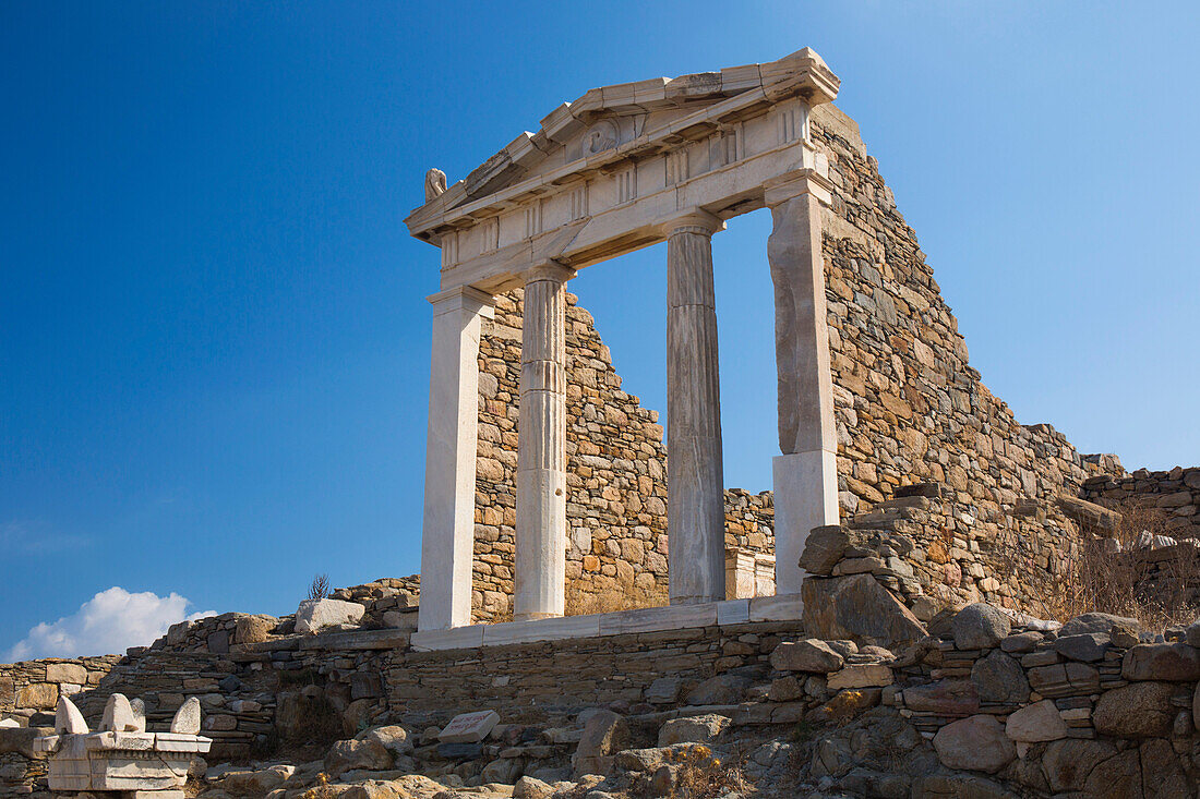 Archaeological remains of the Temple of Isis, Delos, UNESCO World Heritage Site, Cyclades Islands, South Aegean, Greek Islands, Greece, Europe
