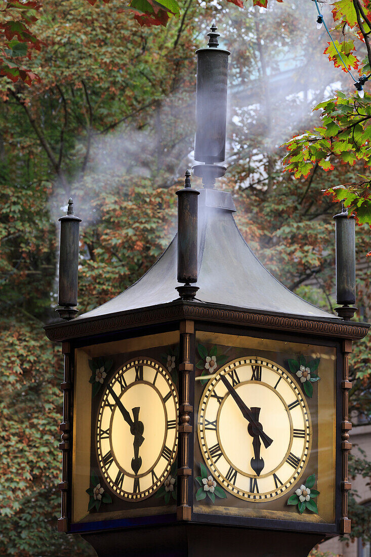 Steam clock, Gastown, Vancouver, British Columbia, Canada, North America