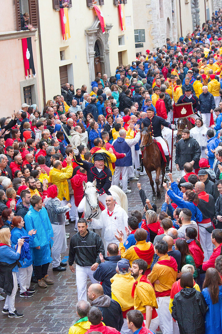 Europe, Italy, Umbria, Perugia district, Gubbio, The crowd and the Race of the Candles