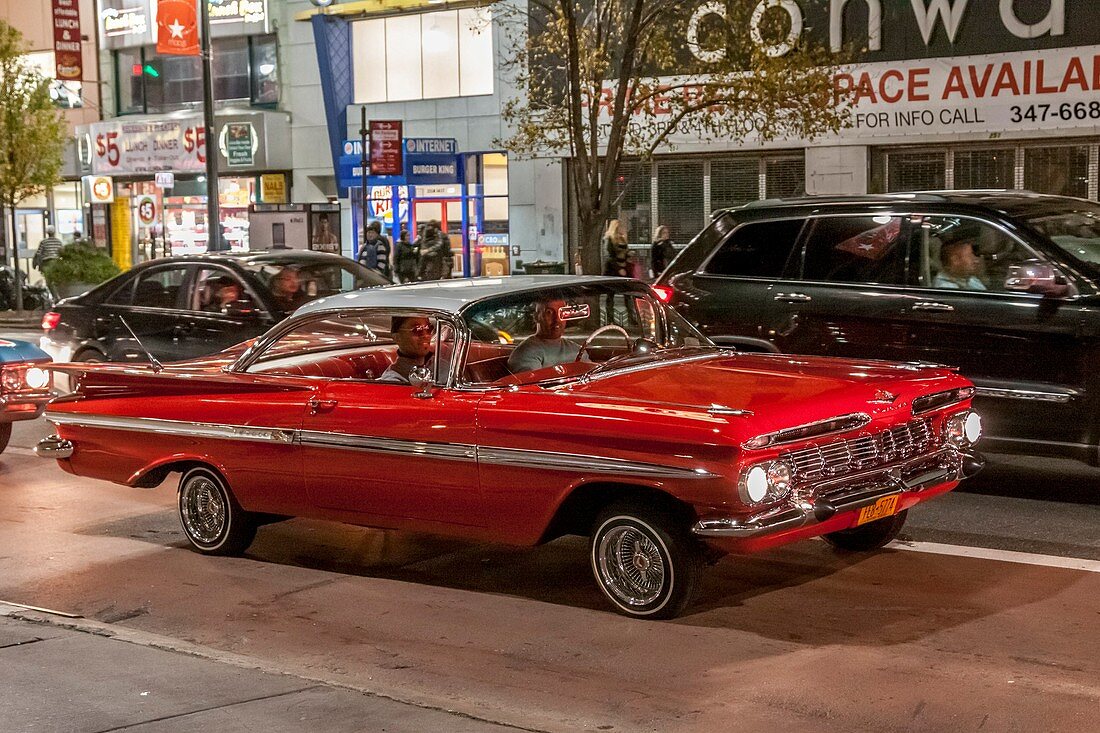 USA, New York, vintage sports cars