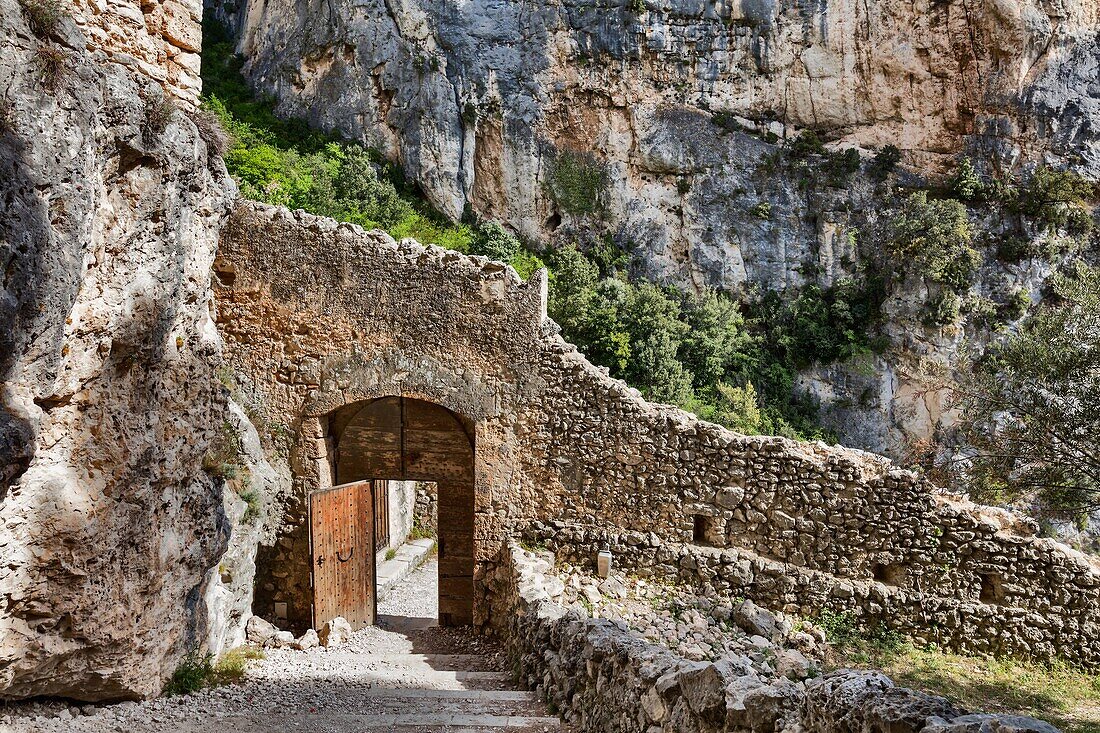 Moustiers Sainte Marie, Mostiers Santa Maria, Alpes-de-Haute-Provence department, Provence-Alpes-Cote d'Azur, France.