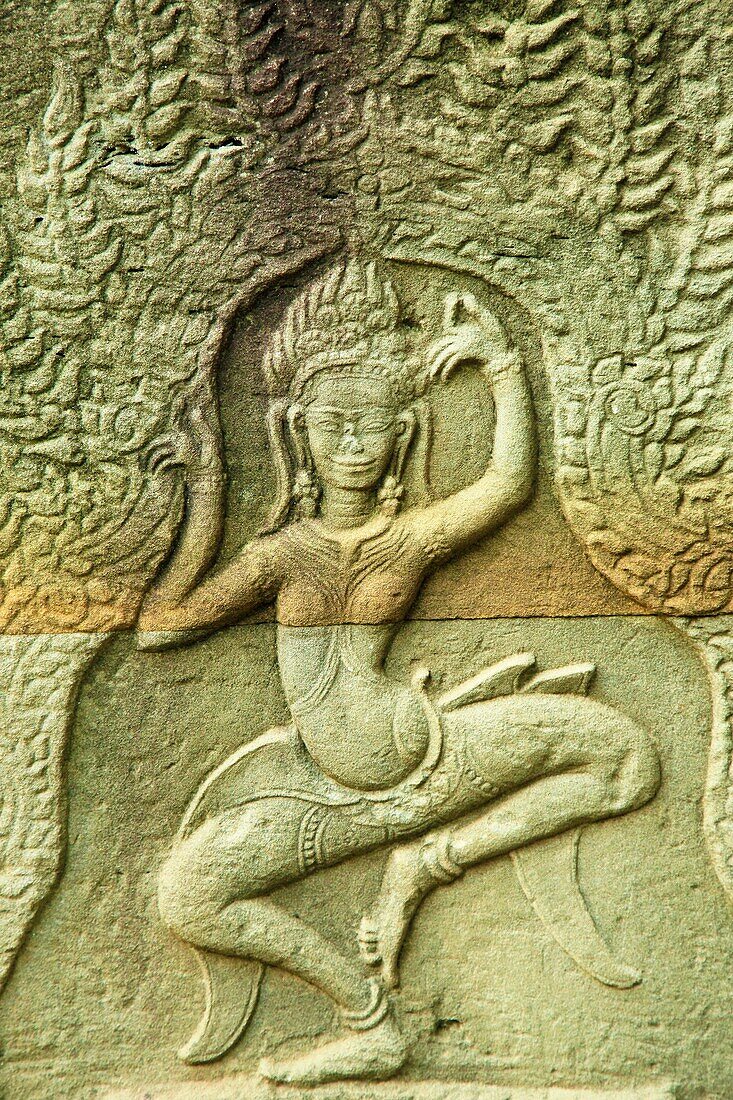 Cambodia, Angkor, Banteay Kdei, buddhist temple, apsara figure,.