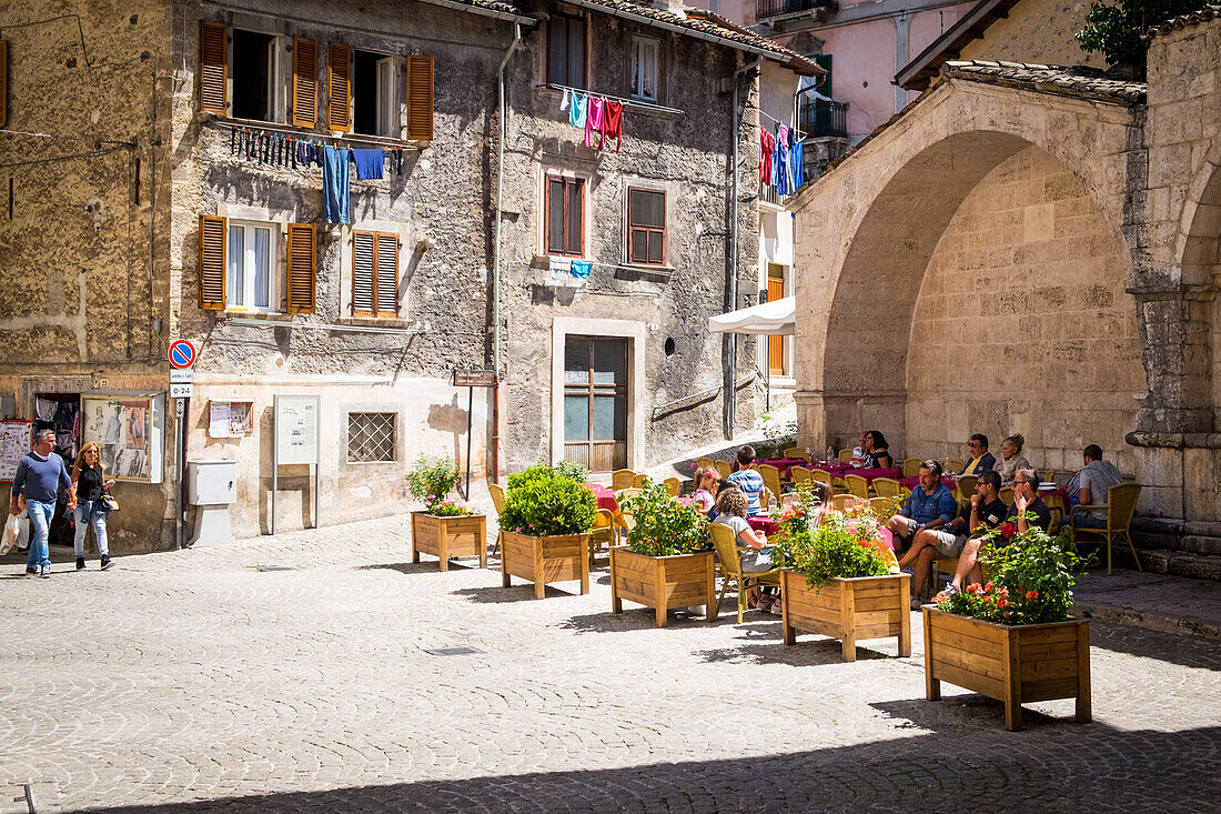 Scanno, Abruzzo, Central Italy, Europe, Relax near Sarracco fountain