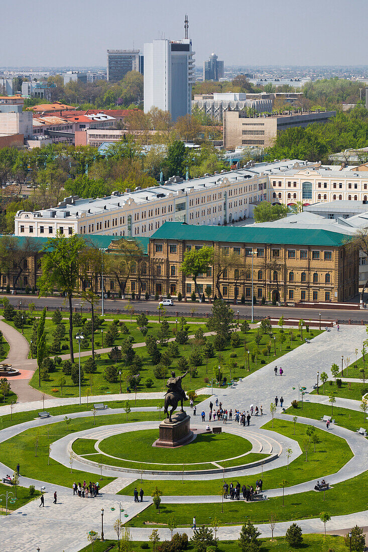 Uzbekistan, Tashkent, Amir Timur Square, Russian era buildings