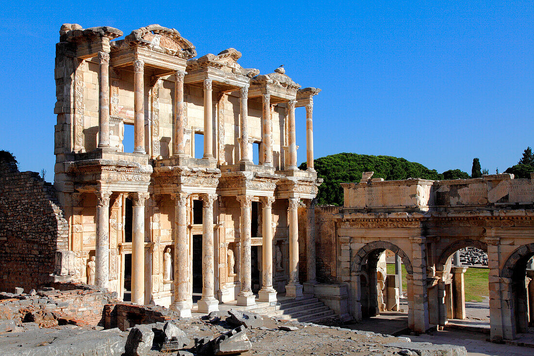 Turkey, province of Izmir, Selcuk, archeological site of Ephesus, Celsus library